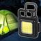 Mini torcia LED ricaricabile con moschettone, 5W e 450 lumen, ideale per il campeggio, escursioni o laboratori