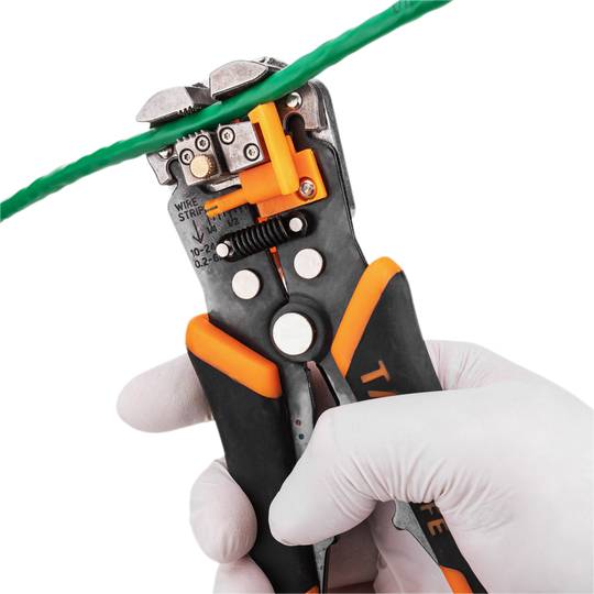 Bobina cable UTP categoría 6 24AWG CCA rígido verde 100m