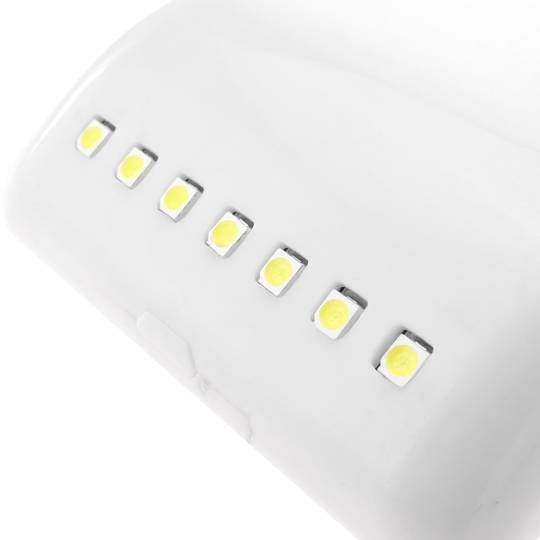 Lumière LED avec induction de lumière portes d'armoires