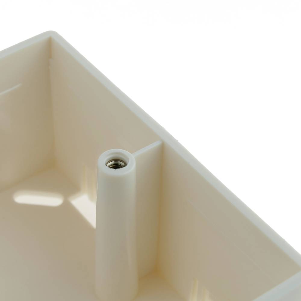 Surface 80x80x42mm Box