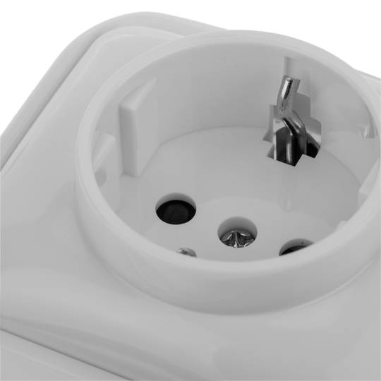 Tomada Schuko com moldura branca 77x77mm