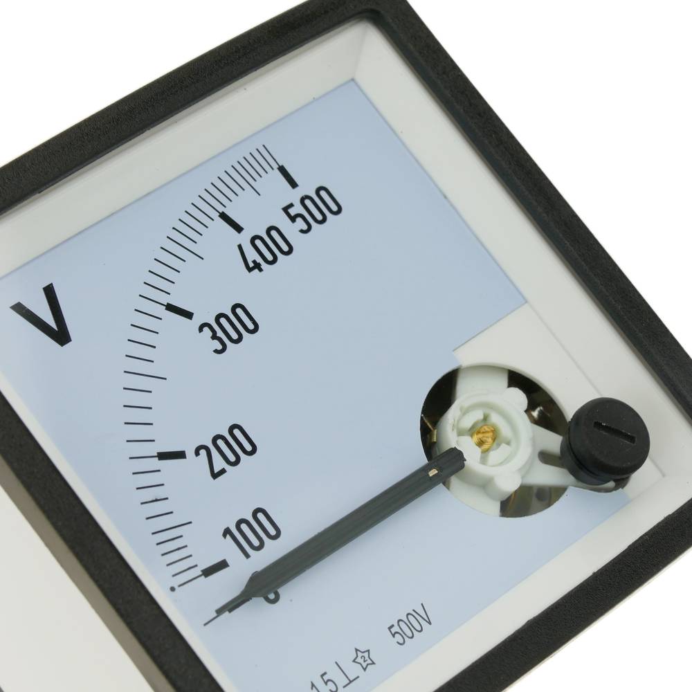 E44-Voltmètre analogique de tableau 30vcc / 70 x 60mm classe 2.5 à 10,90 €  (70x60mm classe 2.5)