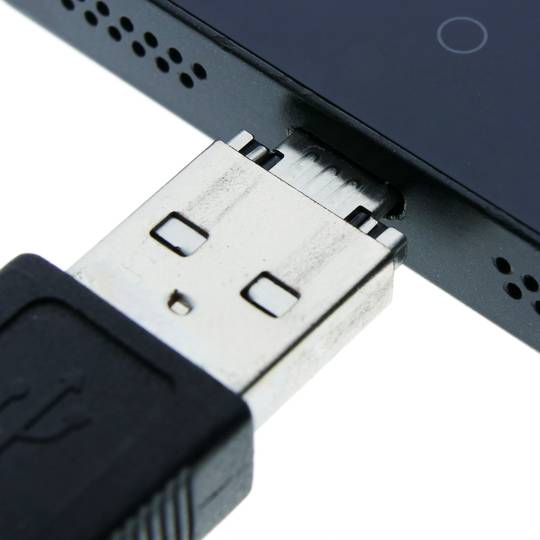 Connettore USB OTG Mini Micro per smartphone e tablet