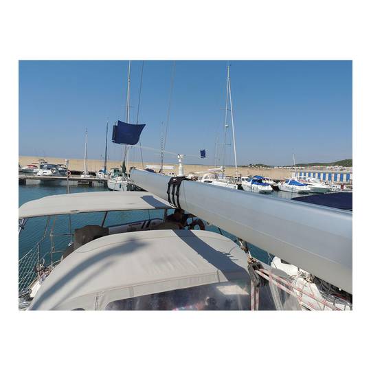 Massó closed bimini support