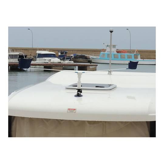 Support pour drapeaux anti-mouette avec ventouse Massó