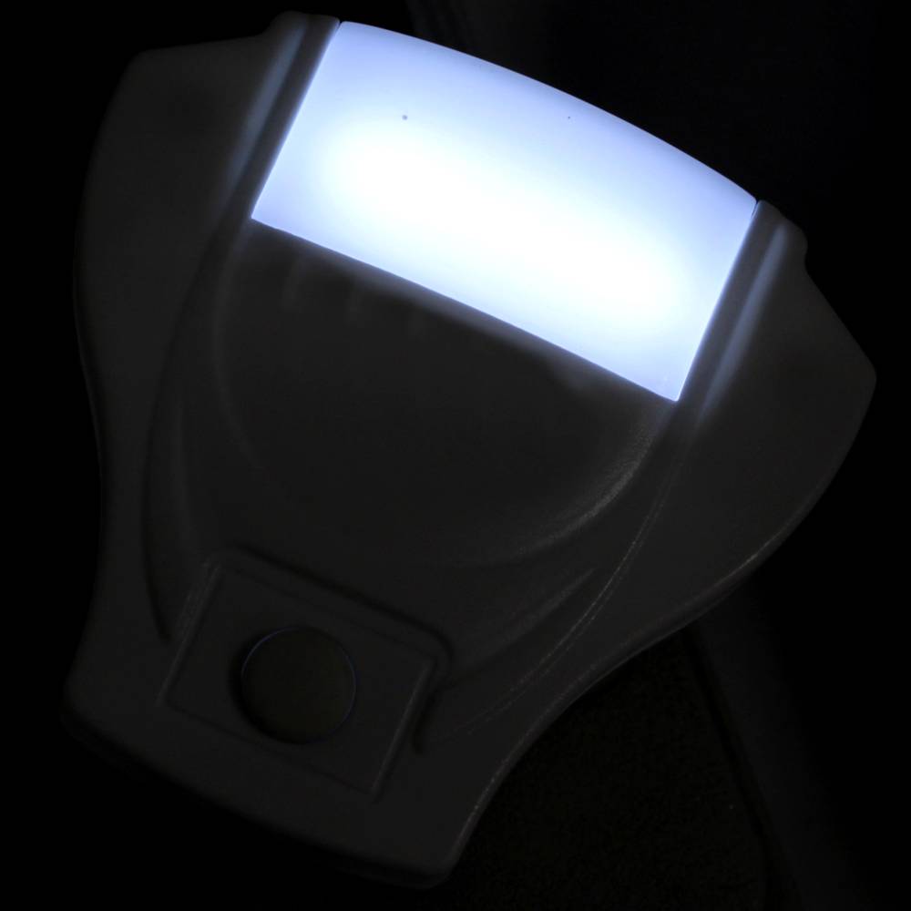 Luz LED nocturna con sensor de movimiento tipo enchufe 230VAC - Cablematic