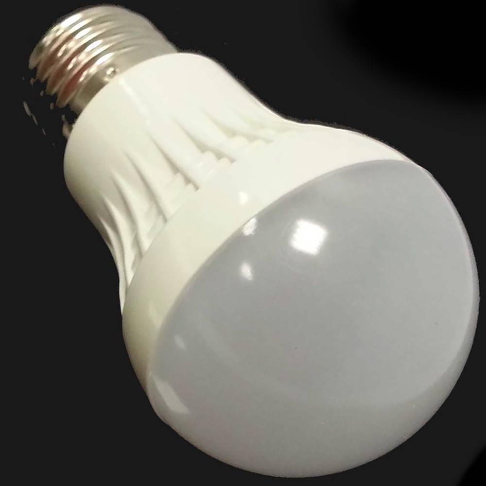 Bombeta LED G45 E27 230VAC 3W llum dia fred