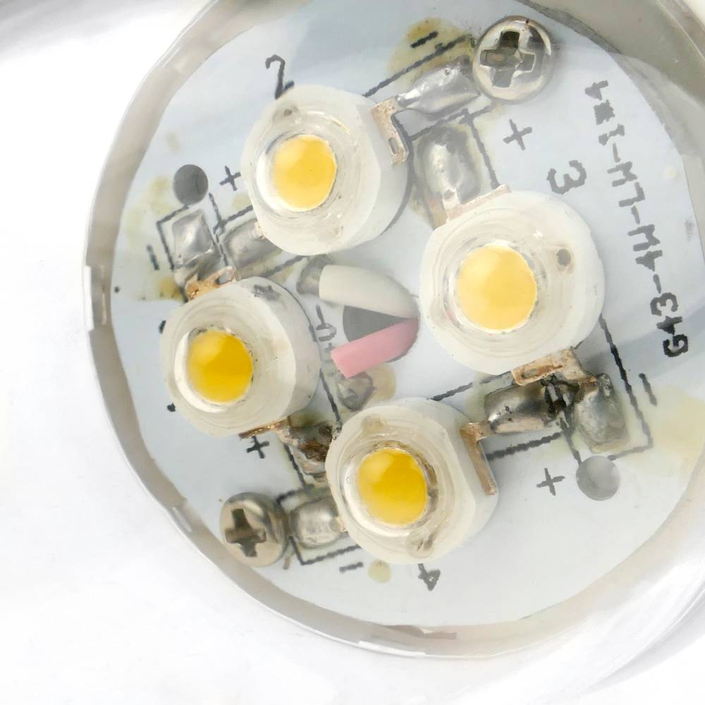 LED bulb C35 E14 230VAC 4W warm light