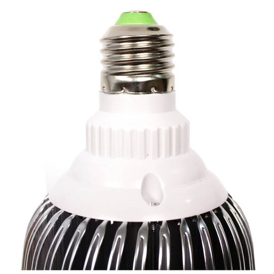Ampoule LED G70 E27 230VAC 9W lumière chaude