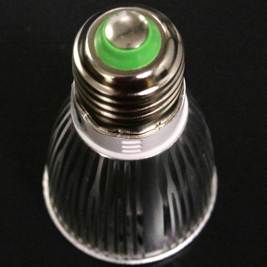 Dichroiczna żarówka LED E27 230VAC 9W 60 ° 50 mm ciepłe światło