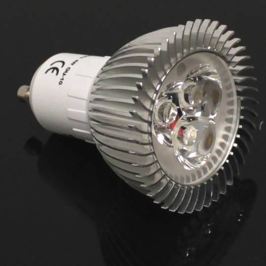 Żarówka LED GU10 230VAC 4W 30 ° 50 mm ciepłe światło