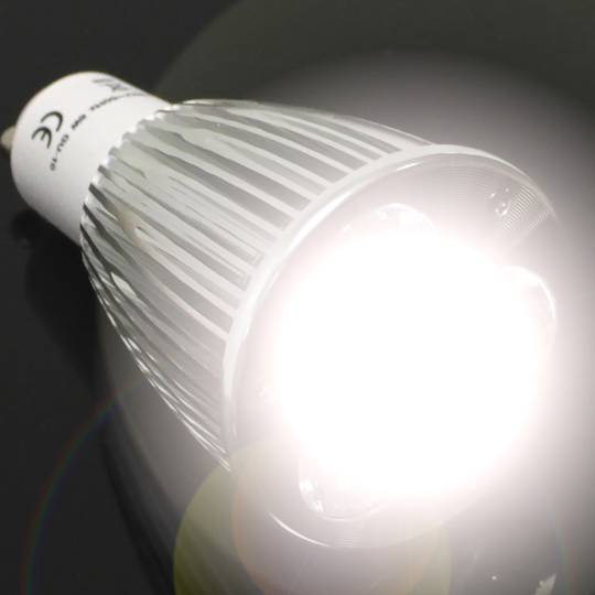 GU10 LED lampadina 6W 45 ° 50 millimetri Daylight 230VAC