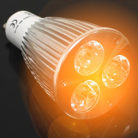 Żarówka LED GU10 230VAC 6W 45 ° 50 mm ciepłe światło