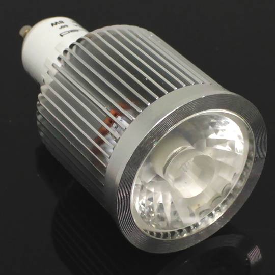 230VAC Lâmpada LED 6W GU10 dicróica 60 ° dia 50 milimetros