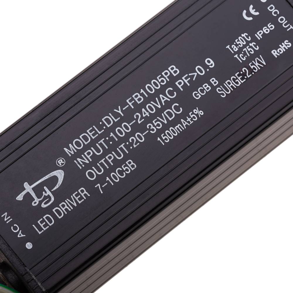 Fuente de alimentación 100-240VAC 50W 20-35VDC en chasis de aluminio