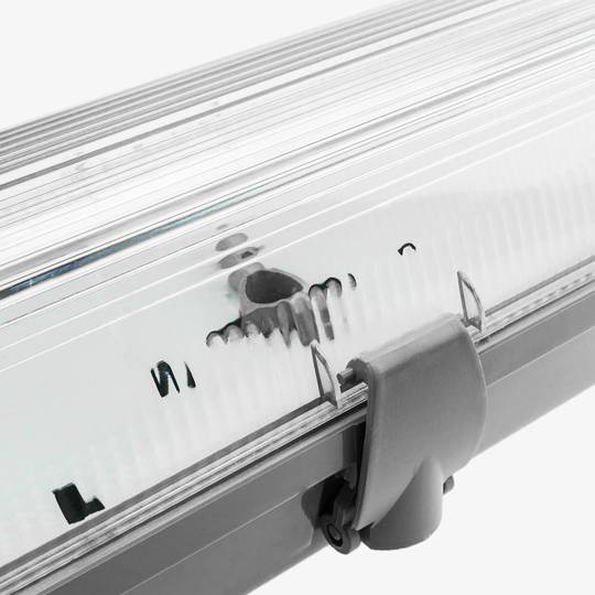 Ecran étanche pour tube LED 1 x 1500 mm avec raccordement à une extrémité IP65 T8 G13