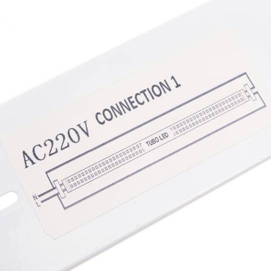 Wasserdichte Abschirmung für LED-Röhre 2 x 1500 mm mit Anschluss an einer Seite IP65 T8 G13