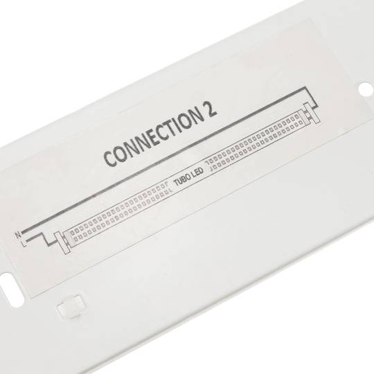 Waterproof screen for LED tube 1 x 600 mm with connection at two ends IP65 T8 G13