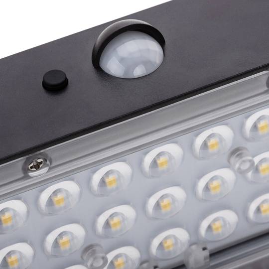 LED Solar Wandleuchte Mini wiederaufladbare Wandlampe mit Bewegungs- und Dunkelheitssensor IP65 400 Lumen mit 2 Betriebsmodi