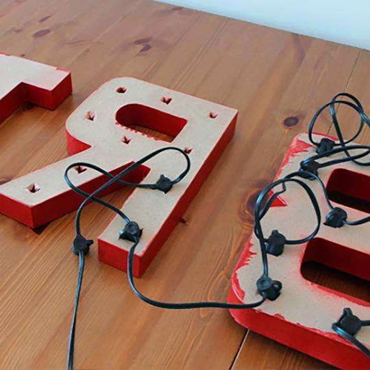 Slinger voor 50 gloeilampen met E27-fitting voor buiten IP44 25m elektrische kabel
