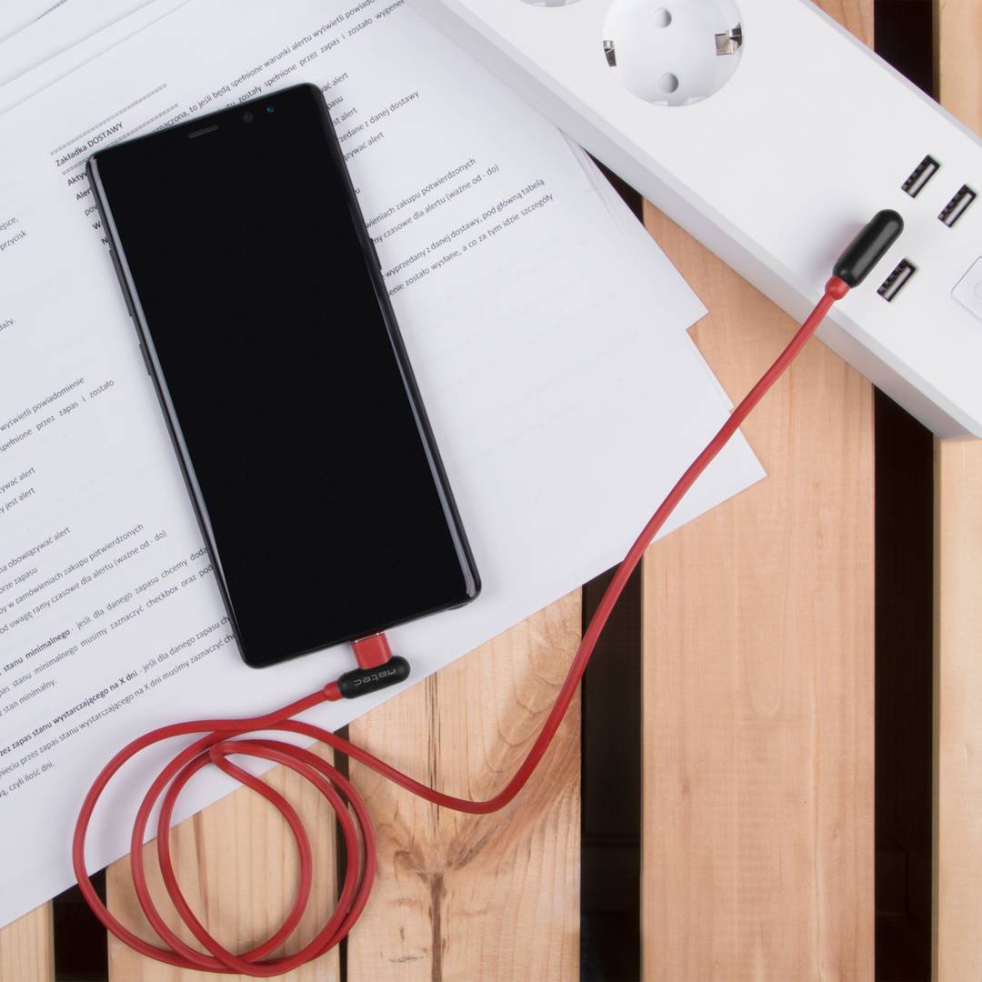 Natec Prati NKA-1201 1 Meter gewinkeltes USB-C-Stecker auf gewinkeltes USB-A-Stecker 2.0-Kabel rot