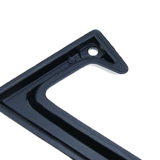 Numero 7 in metallo nero 95mm con viti per la segnaletica