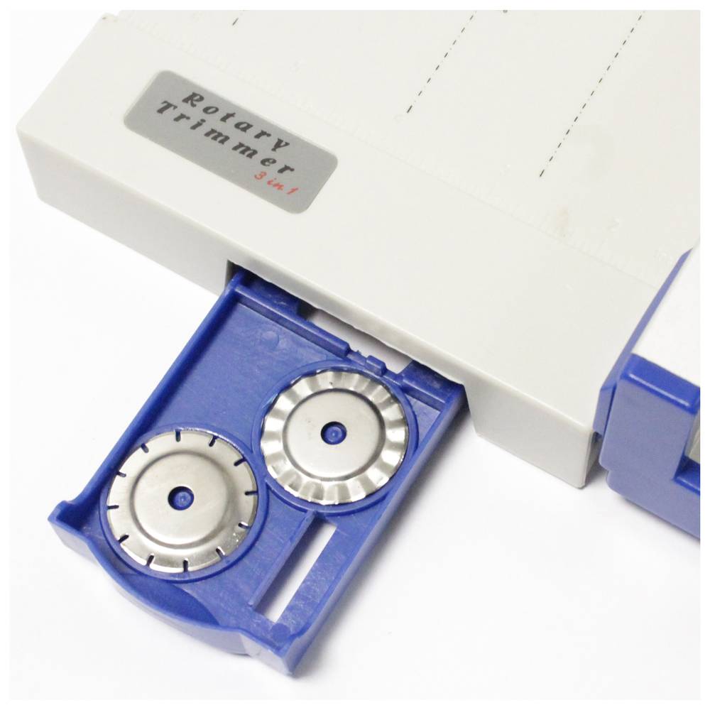 Cisalla de rodet per a paper A4 amb base plàstica