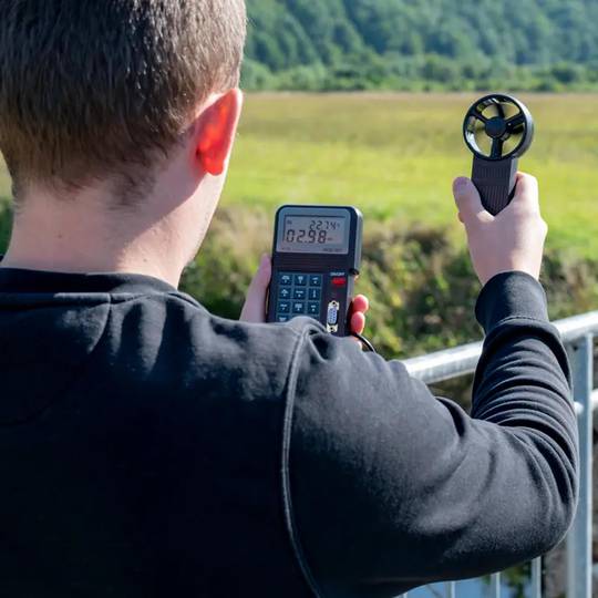 Anémomètre à roue ailée PCE-007