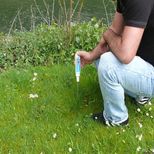 Analyseur d'humidité PCE-SMM 1