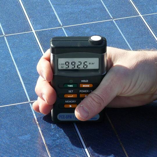 Radiomètre PCE-SPM 1