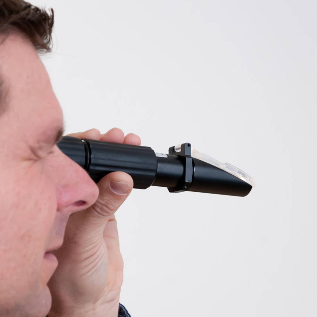 Refraktometr Brixa z podświetleniem LED PCE-032-LED