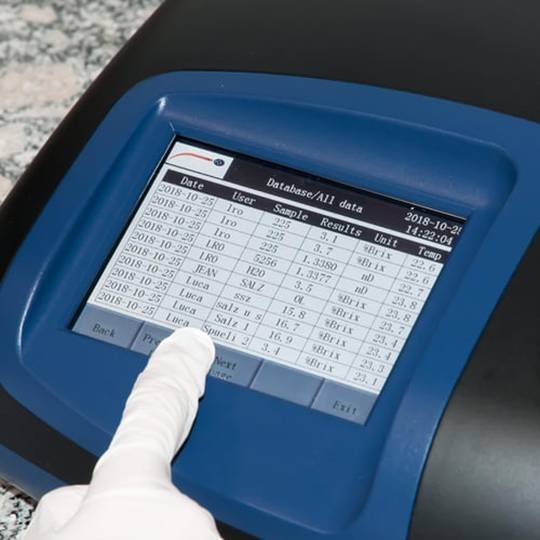 Refractómetro Abbe PCE-DRB 10