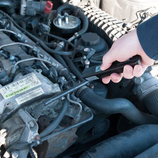 Termometro a infrarossi PCE-670