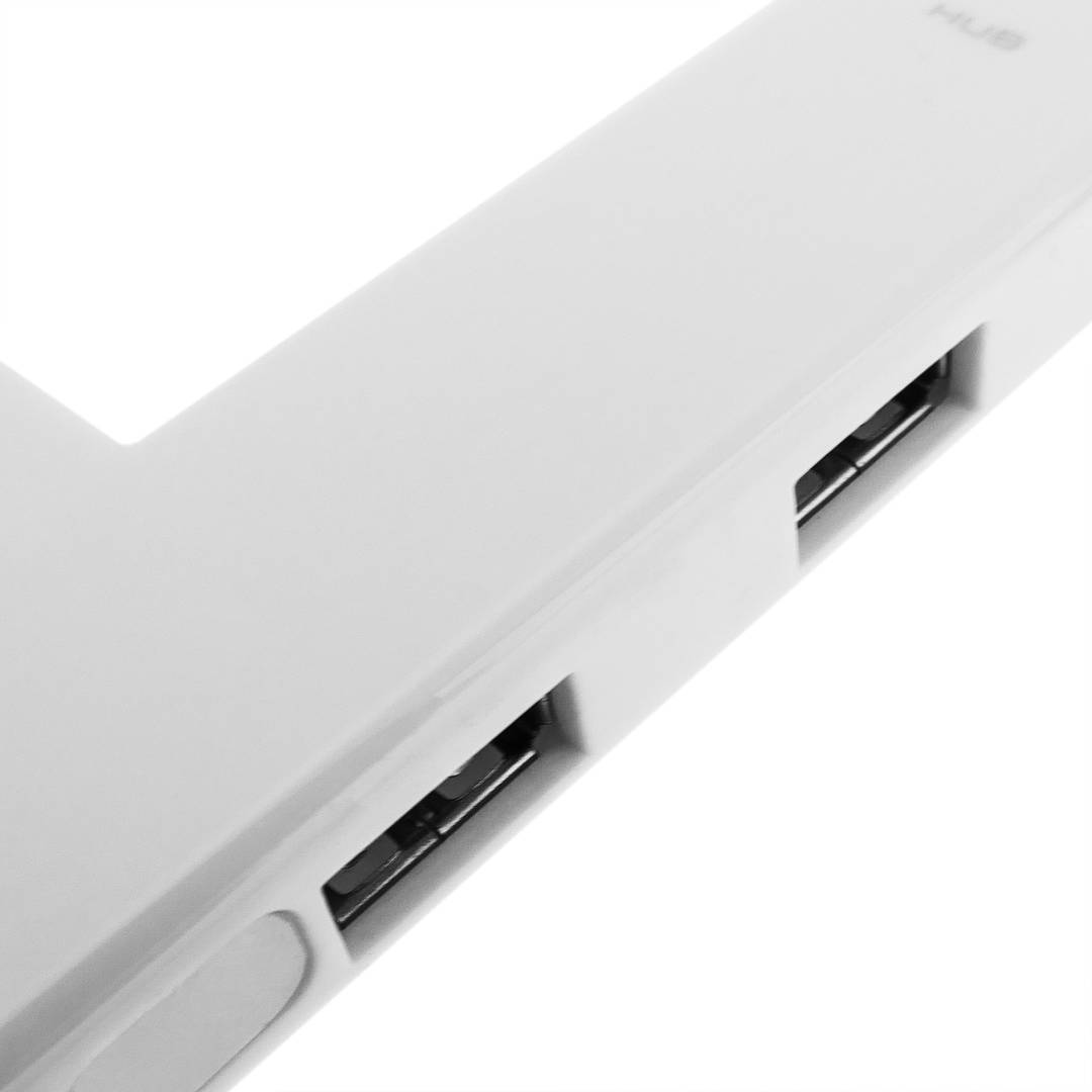 USB 2.0 Fast Ethernet et 4 ports USB hub 100Mb blanc