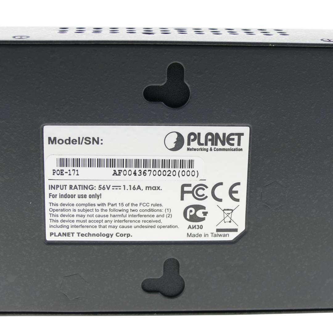 Ultra Power over Ethernet PoE injector IEEE802.3af/at 10/100/1000Mbps fins 54VDC