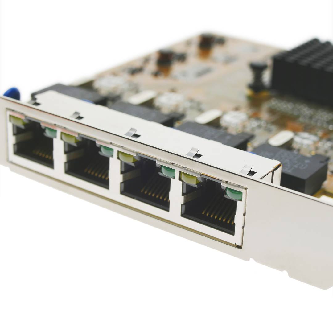 PCI-Express Gigabit Ethernet 10/100/1000BASE-TX (4xRJ45)