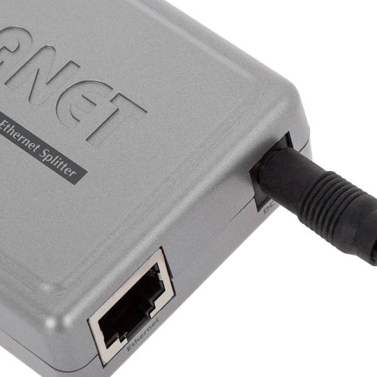 Power Over Ethernet IEEE802.3af (PoE Separator 9VDC)