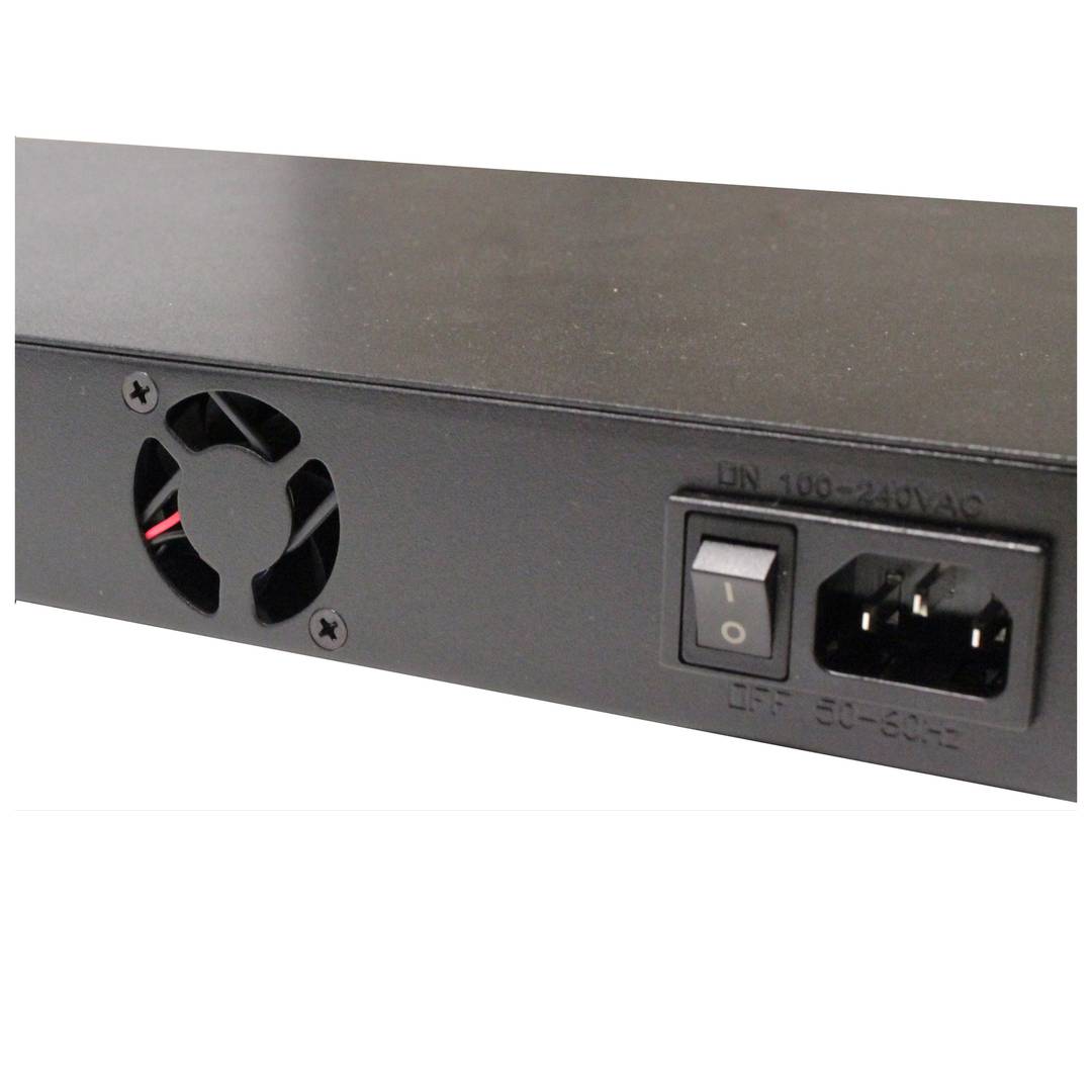 Hub PoE Injector Hub IEEE802.3af 10/100 Mbps 8-portowy stojak 19