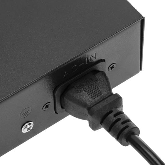 PoE switch IEEE802.3af IEEE802.3at 10/100 Mbps for 19