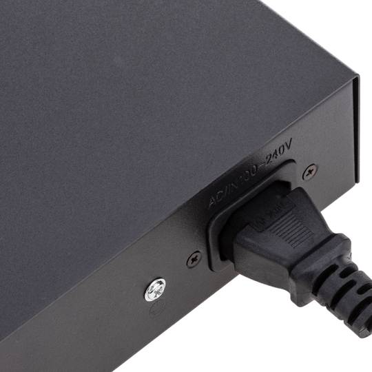 Switch PoE 10/100Mbps IEEE802.3af/at com 2 portas UTP e 4 portas PoE