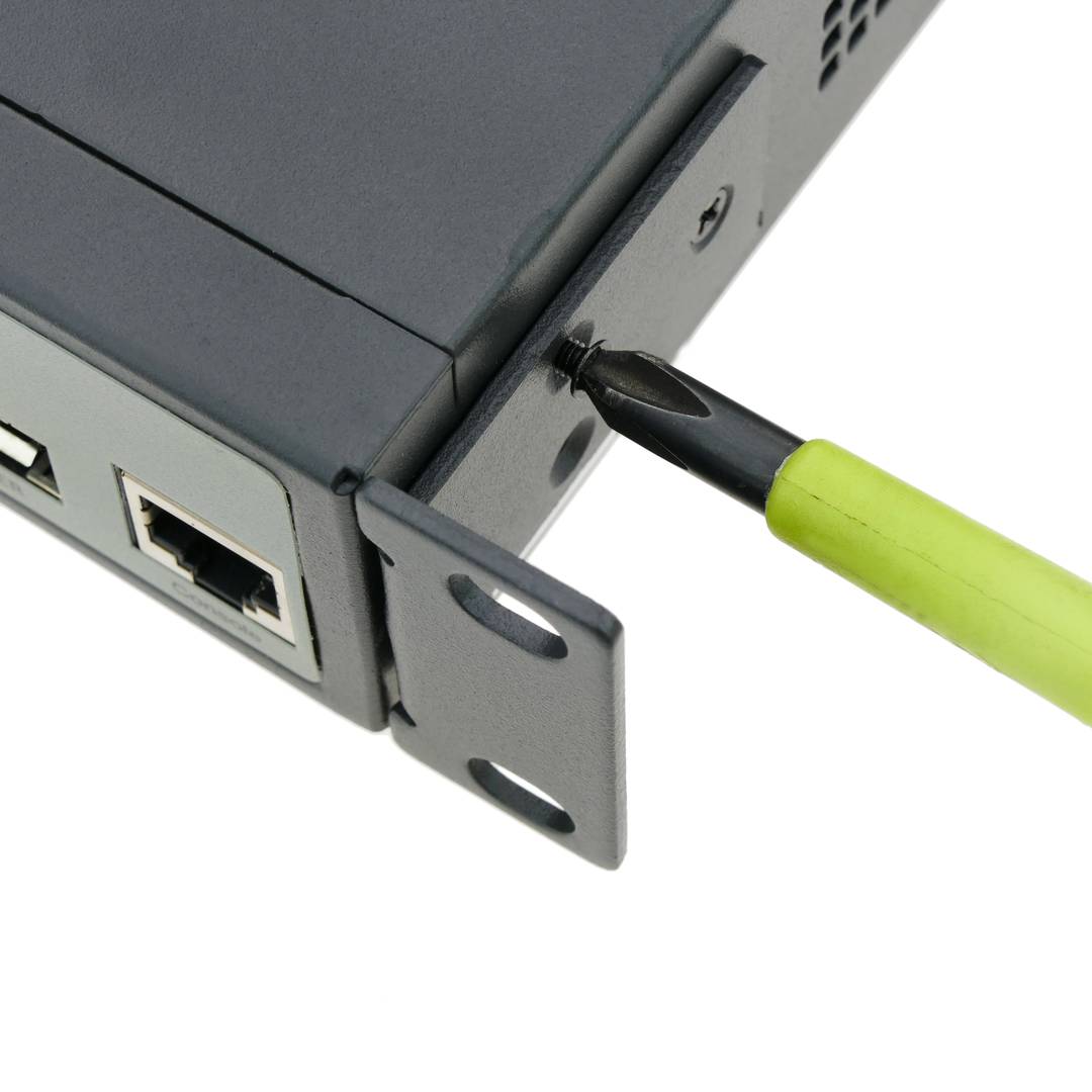 PoE-Switch 10 / 100Mbps IEEE802.3af / at RACK19 (8PoE + 2SFP)
