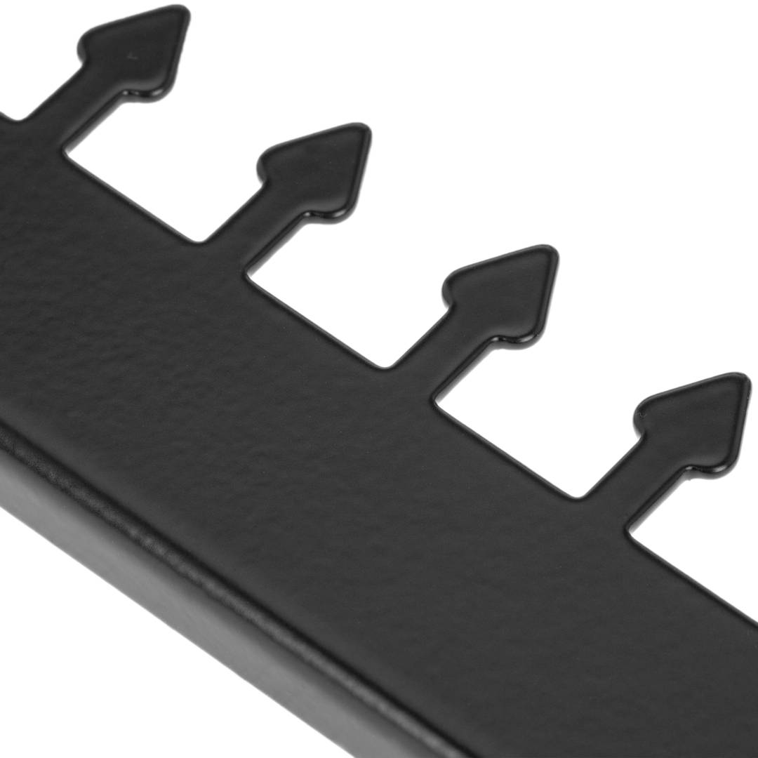 Panneau de brassage 24 RJ45 Cat.6a UTP 1U noir avec peigne