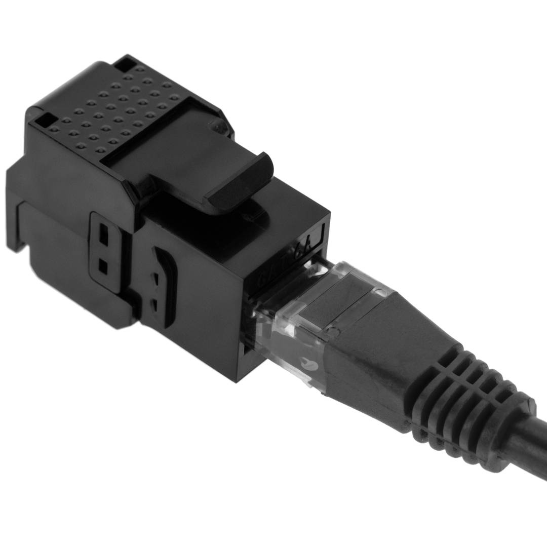 Panneau de brassage 24 RJ45 Cat.6a UTP 1U noir avec peigne