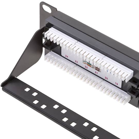 Panneau de brassage Patch panel 24 x RJ45 UTP cat.6 1Gb Ethernet