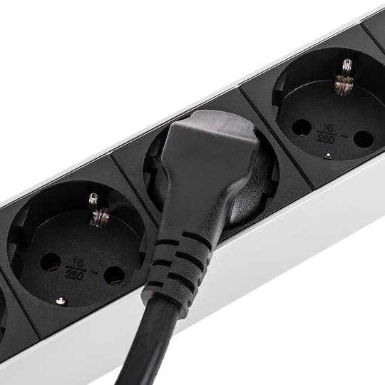 Regleta d'endolls per armari rack 19