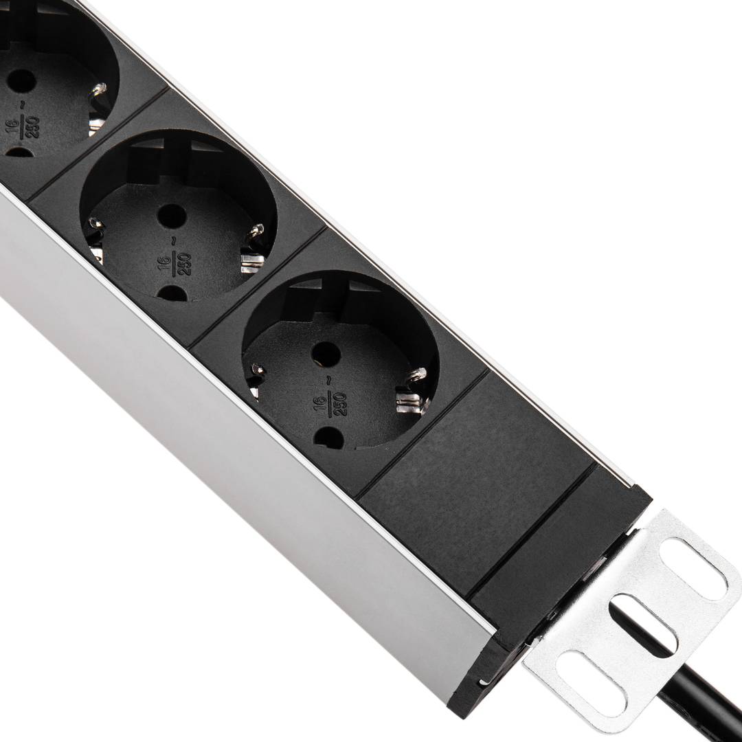 Regleta d'endolls per armari rack 19