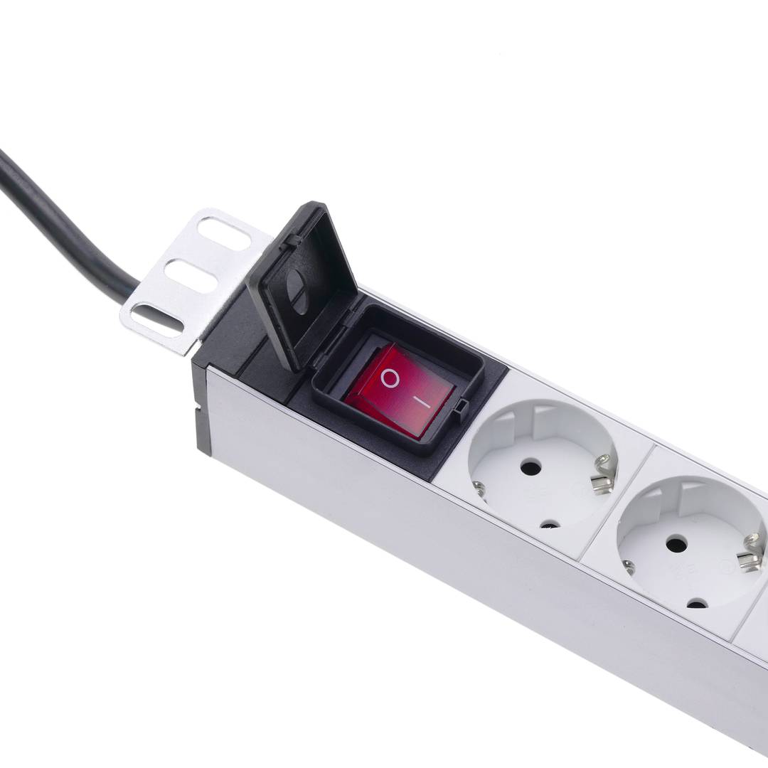 Regleta de enchufes rack 19 de 8 schuko con interruptor de RackMatic Cablematic