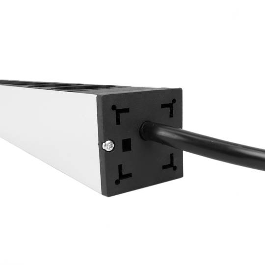 Multipresa per rack 19'' di 12 prese con interruttore RackMatic