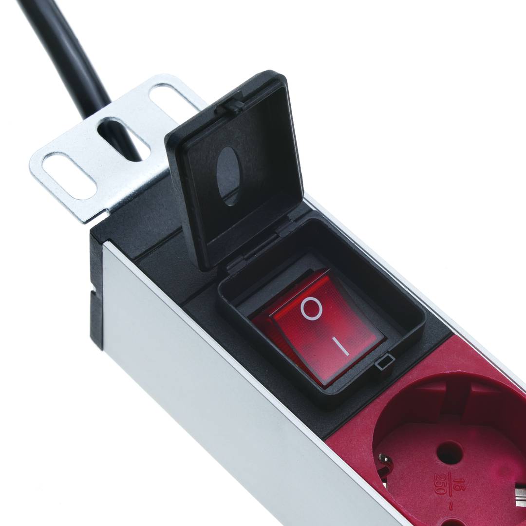 Regleta de enchufes rack 19 de 8 schuko con interruptor de RackMatic Cablematic