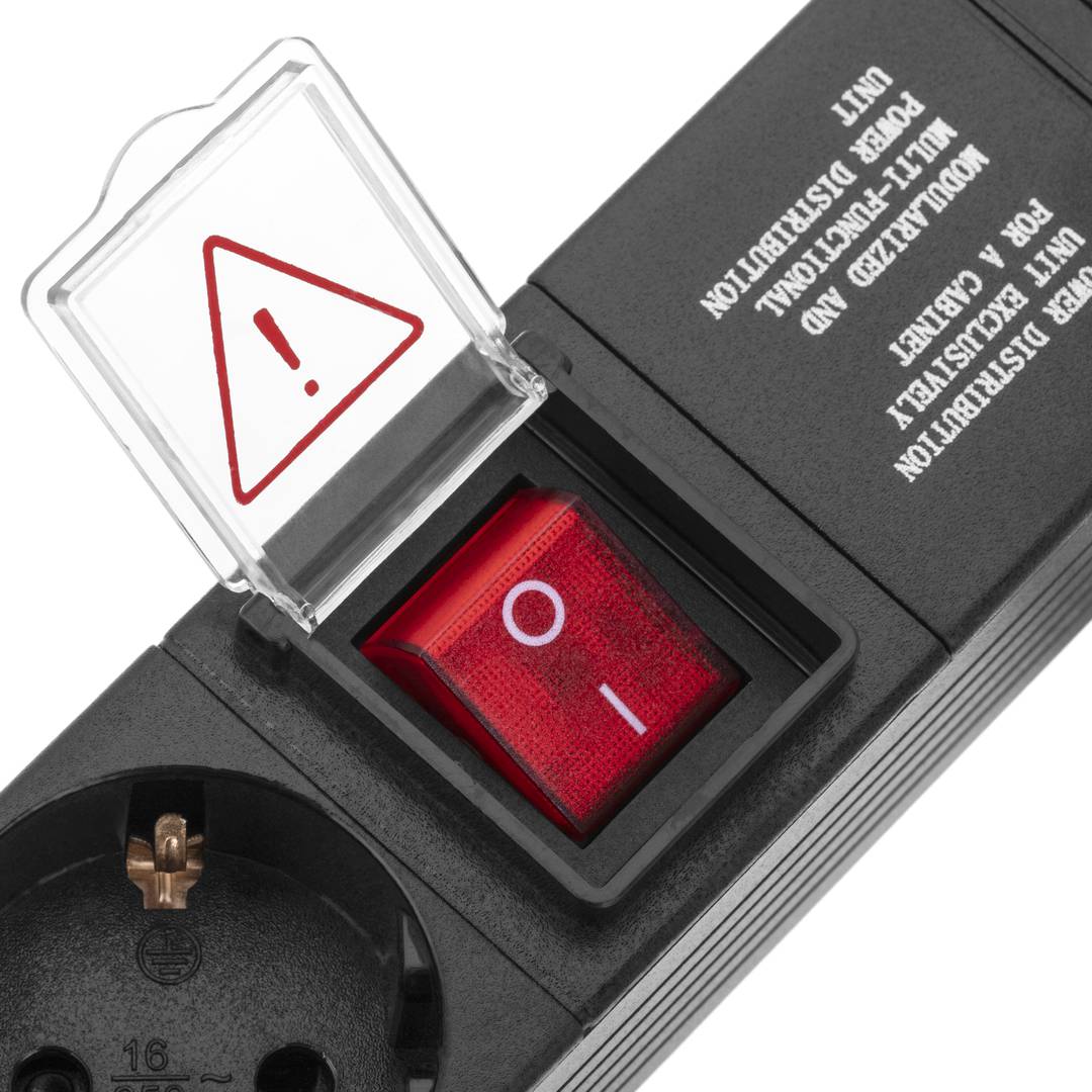 Bloco para rack 19'' de 8 tomadas com interruptor e cabo eléctrico 3 metros C14